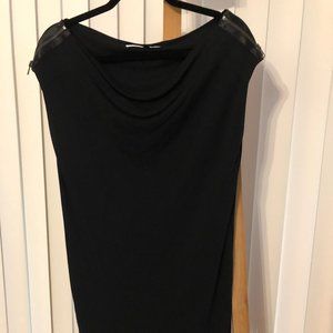 Diane Von Furstenberg DVF Sleeveless Zipper detail